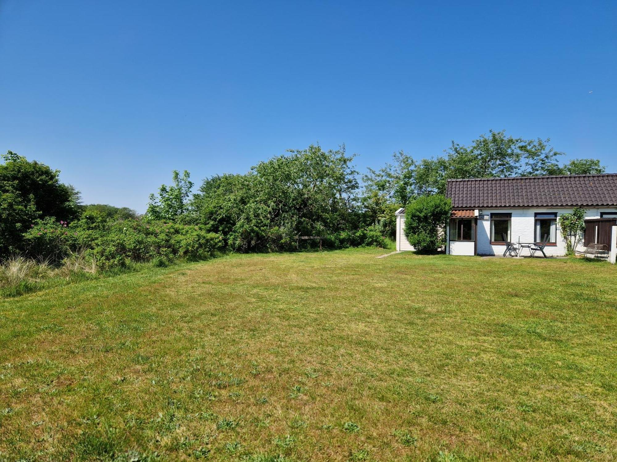 Amalia Villa Nes  Exterior photo